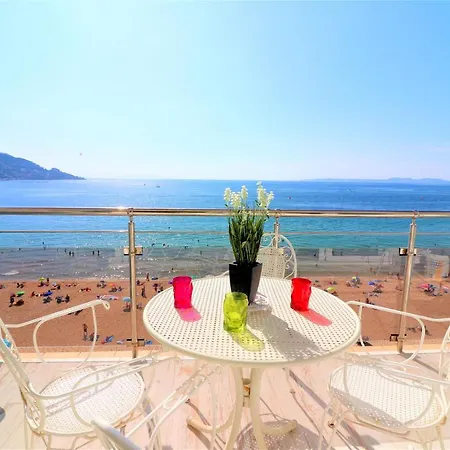Apartament Europa - Barneda Premium Roses