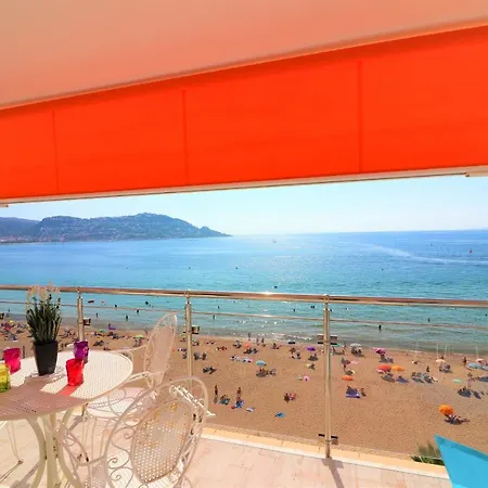 Apartament Europa - Barneda Premium *