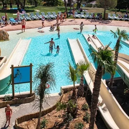 Apartment Europa - Barneda Premium *