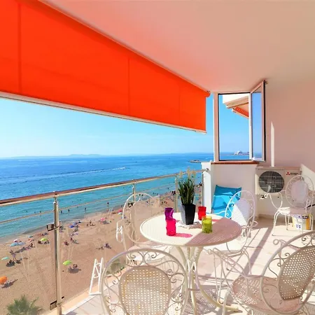 Apartment Europa - Barneda Premium